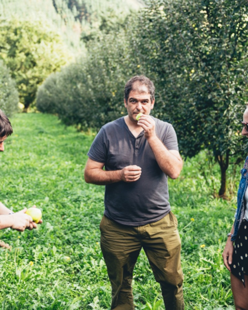 GUIDED TOUR WITH MEAL IN OIHARTE CIDER HOUSE GUIDED TOUR WITH MEAL IN OIHARTE CIDER HOUSE