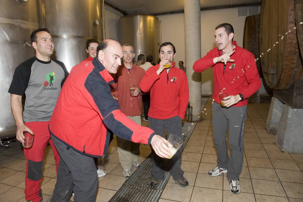 Añota